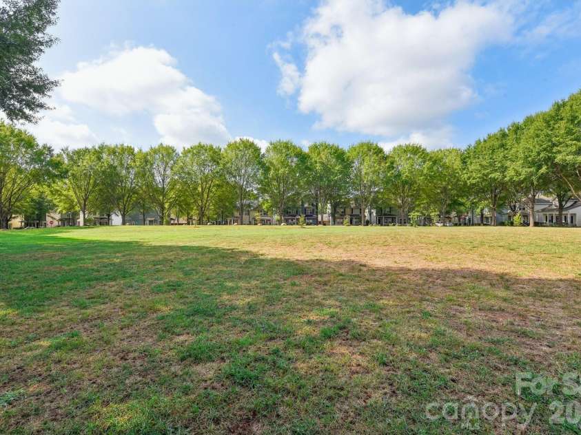 12414 Stone Garden Drive, Huntersville, NC 28078.  MLS# CAR4419377, YatesRealty ID 53005. Common Space