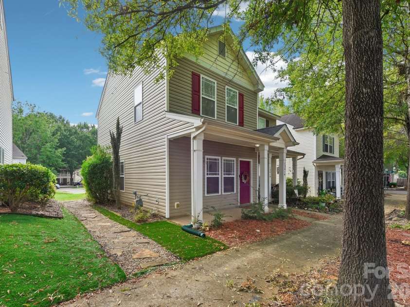 12414 Stone Garden Drive, Huntersville, NC 28078.  MLS# CAR4419377, YatesRealty ID 53005. End-Unit