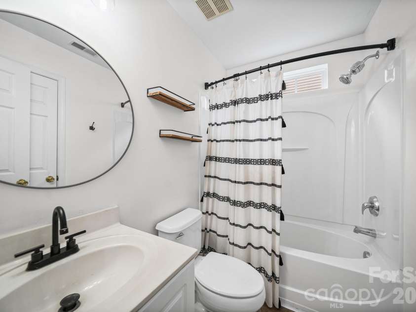 1405 Spring View Court, Rock Hill, SC 29732.  MLS# CAR4427974, YatesRealty ID 53009. 