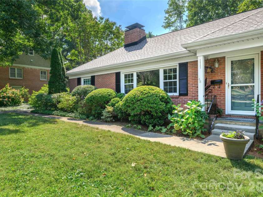 111 Gracelyn Road, Asheville, NC 28804.  MLS# CAR4425992, YatesRealty ID 53011. Front entry.