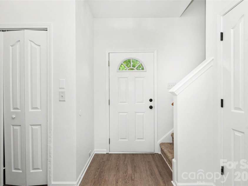 3833 Catawba Creek Drive, Gastonia, NC 28056.  MLS# CAR4427535, YatesRealty ID 53013. 