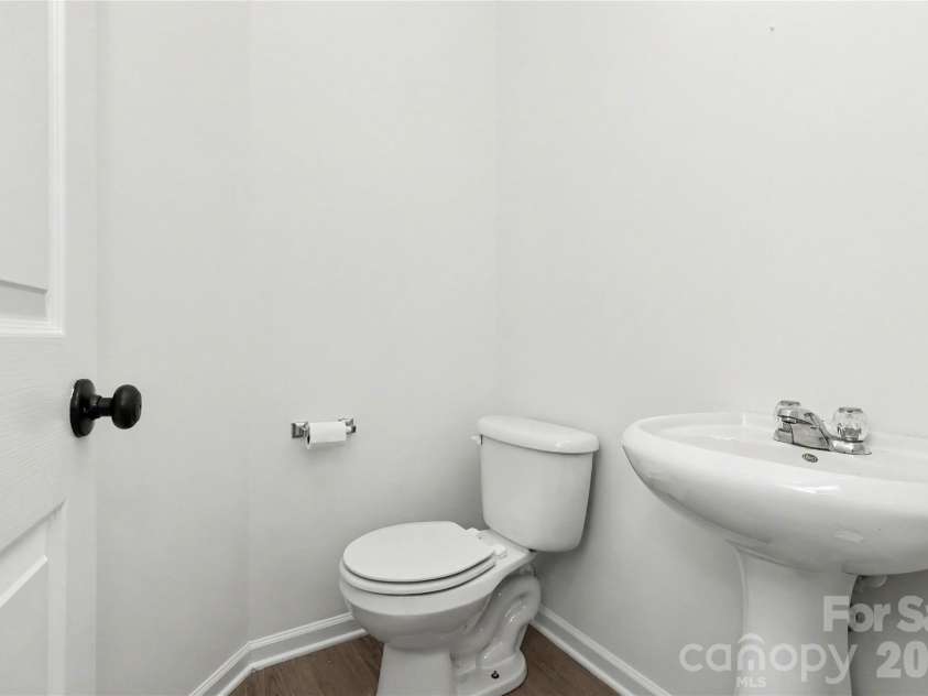 3833 Catawba Creek Drive, Gastonia, NC 28056.  MLS# CAR4427535, YatesRealty ID 53013. 