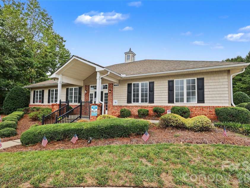 3833 Catawba Creek Drive, Gastonia, NC 28056.  MLS# CAR4427535, YatesRealty ID 53013. 