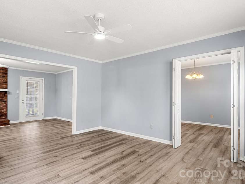 1005 Ramblewood Lane, Gastonia, NC 28056.  MLS# CAR4427814, YatesRealty ID 53015. Den