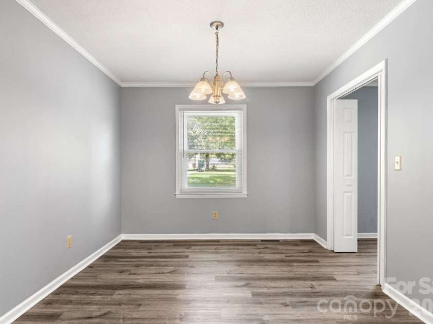 1005 Ramblewood Lane, Gastonia, NC 28056.  MLS# CAR4427814, YatesRealty ID 53015. Dining Area