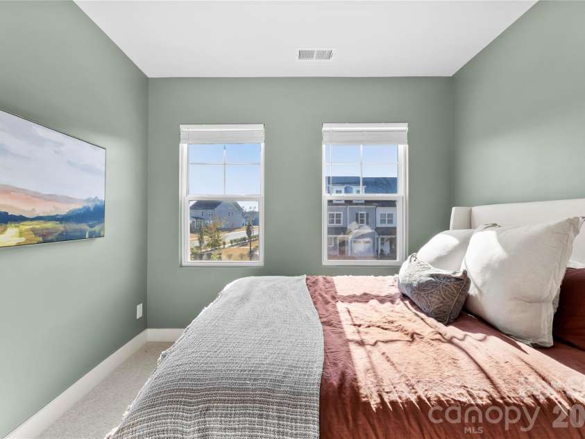 9722 Munsing Drive, Charlotte, NC 28269.  MLS# CAR4427726, YatesRealty ID 53017. Bedroom #2
