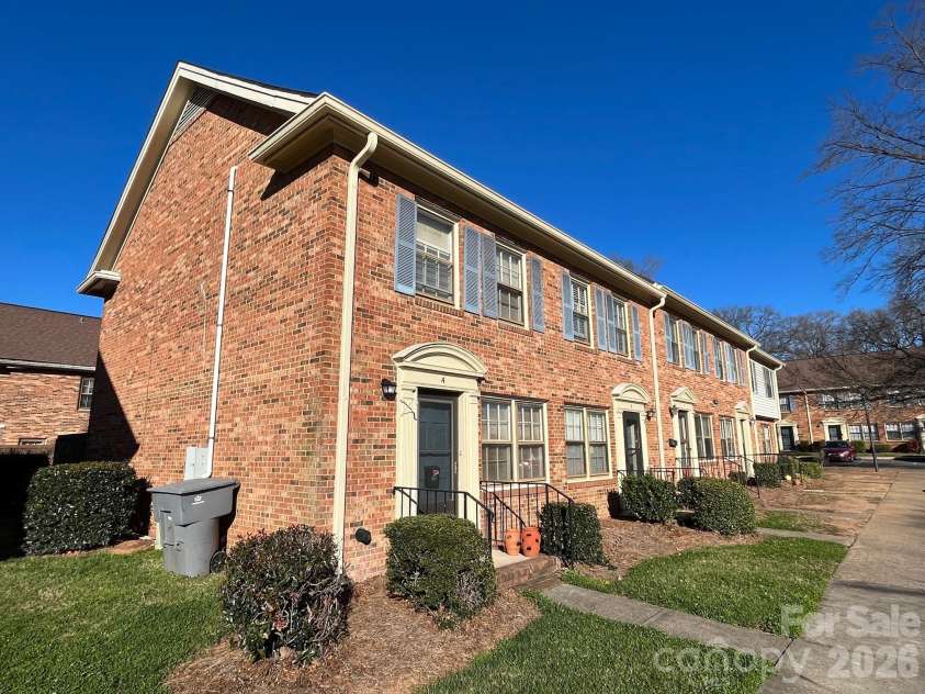 6300 Old Pineville Road, Charlotte, NC 28217.  MLS# CAR4428506, YatesRealty ID 53018. 
