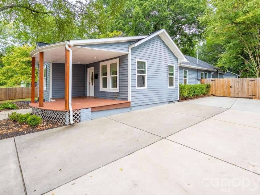 519 Union Street, Concord, NC 28025.  MLS# CAR4427922, YatesRealty ID 53019. 