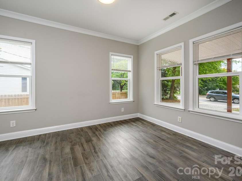 519 Union Street, Concord, NC 28025.  MLS# CAR4427922, YatesRealty ID 53019. Office
