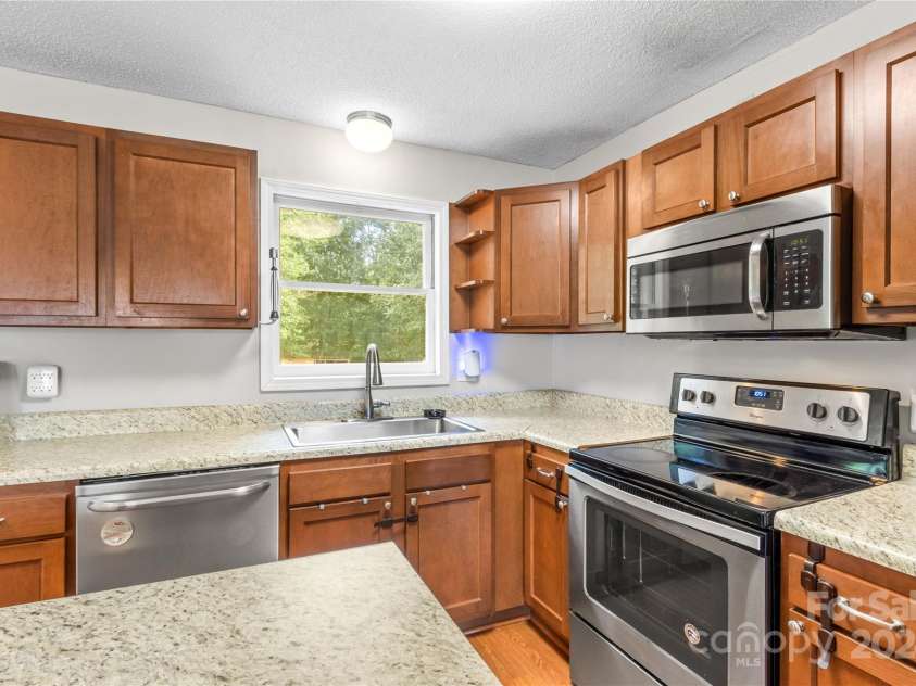 145 Jim Barnes Lane, Taylorsville, NC 28681.  MLS# CAR4177770, YatesRealty ID 5302. 