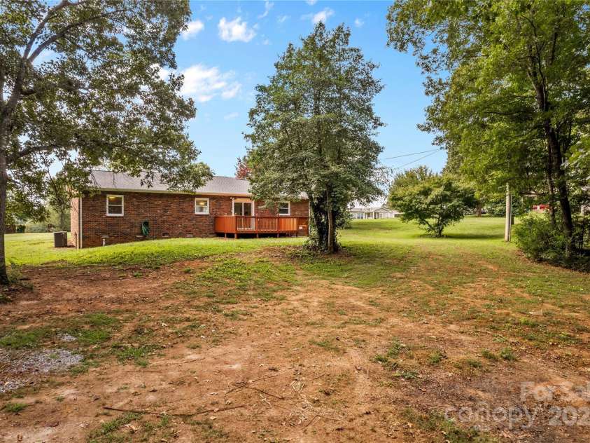 145 Jim Barnes Lane, Taylorsville, NC 28681.  MLS# CAR4177770, YatesRealty ID 5302. 