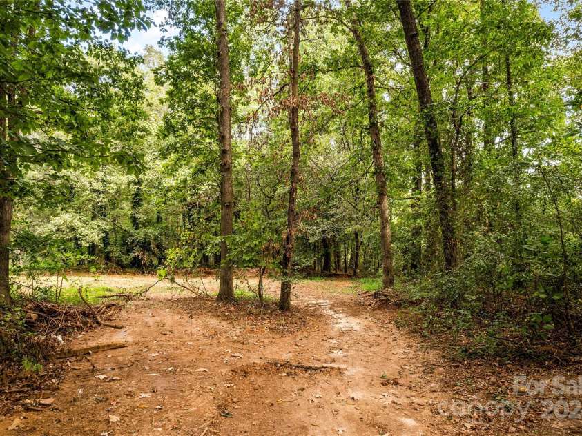 145 Jim Barnes Lane, Taylorsville, NC 28681.  MLS# CAR4177770, YatesRealty ID 5302. 