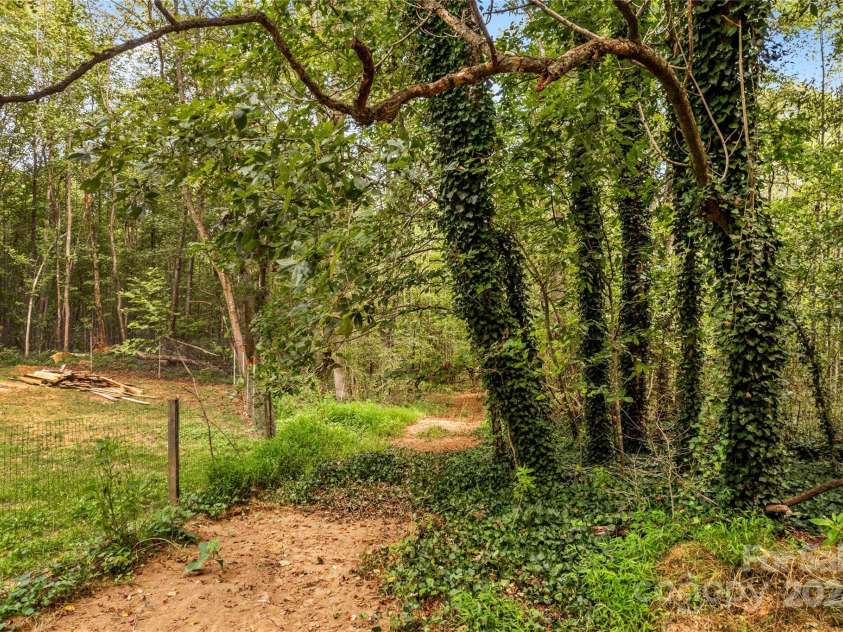 145 Jim Barnes Lane, Taylorsville, NC 28681.  MLS# CAR4177770, YatesRealty ID 5302. 