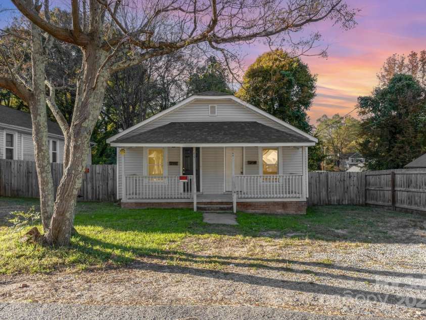 659 - 661 Wilson Street, Kannapolis, NC 28083.  MLS# CAR4319302, YatesRealty ID 5302. 