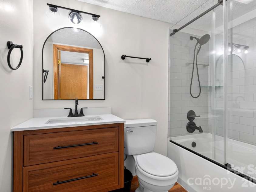 39 Spooks Branch Extension, Asheville, NC 28804.  MLS# CAR4425743, YatesRealty ID 53021. Updated full bath