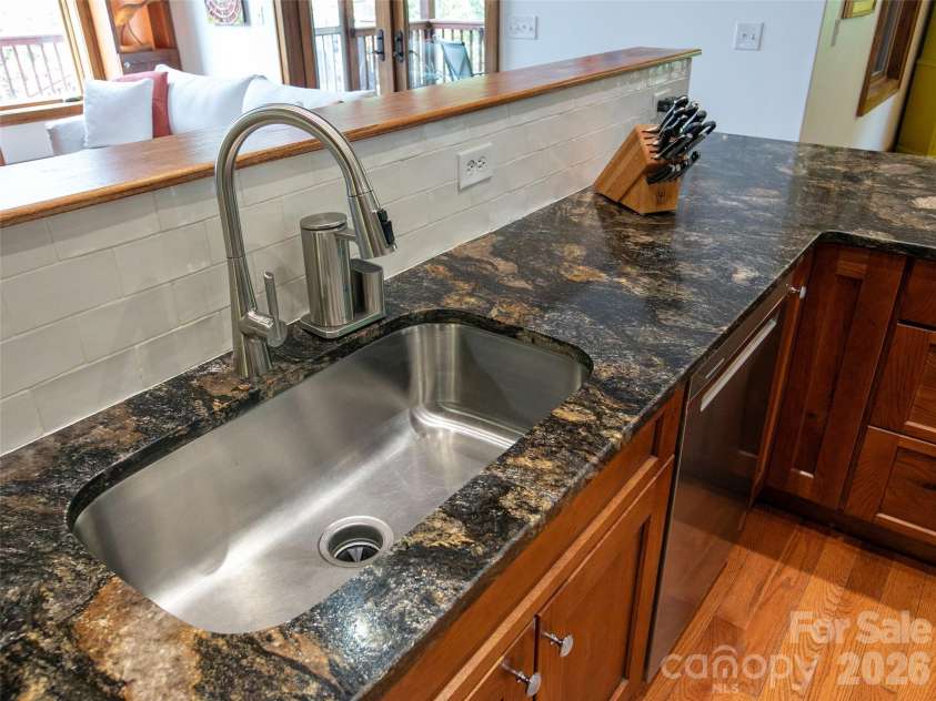 90 Oaklawn Avenue, Brevard, NC 28712.  MLS# CAR4427770, YatesRealty ID 53022. 