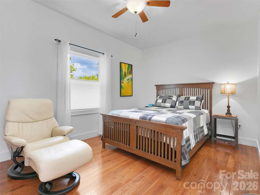 90 Oaklawn Avenue, Brevard, NC 28712.  MLS# CAR4427770, YatesRealty ID 53022. 