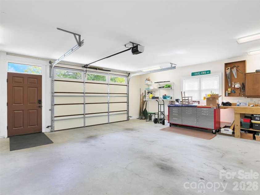 90 Oaklawn Avenue, Brevard, NC 28712.  MLS# CAR4427770, YatesRealty ID 53022. 