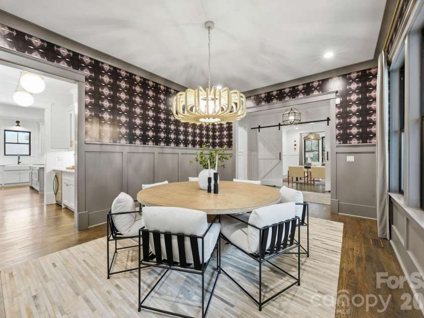 3407 Willow Oak Road, Charlotte, NC 28209.  MLS# CAR4428400, YatesRealty ID 53023. 