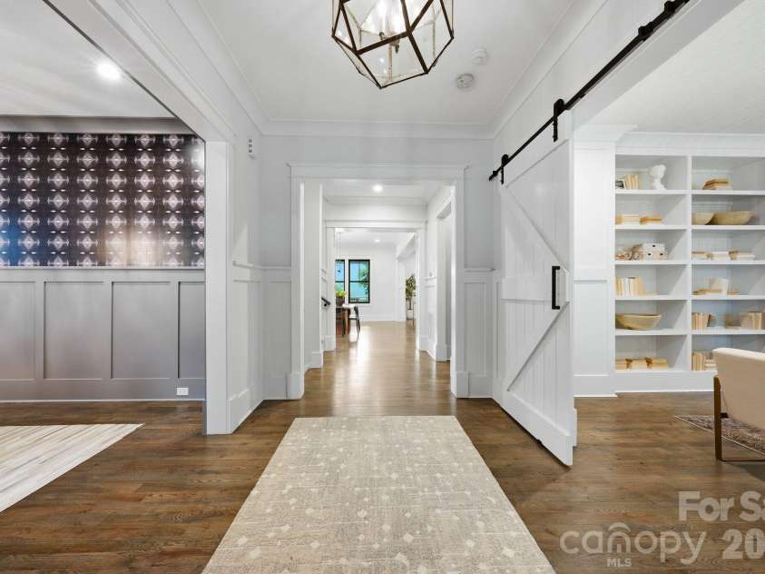 3407 Willow Oak Road, Charlotte, NC 28209.  MLS# CAR4428400, YatesRealty ID 53023. 