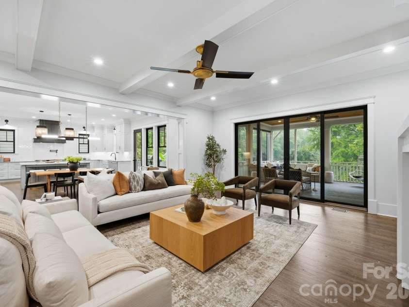 3407 Willow Oak Road, Charlotte, NC 28209.  MLS# CAR4428400, YatesRealty ID 53023. 