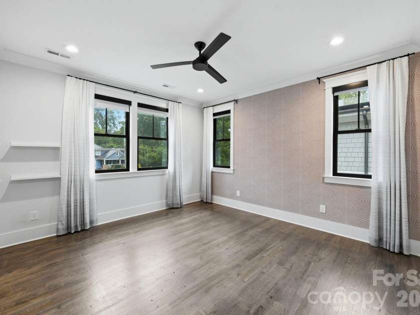 3407 Willow Oak Road, Charlotte, NC 28209.  MLS# CAR4428400, YatesRealty ID 53023. 