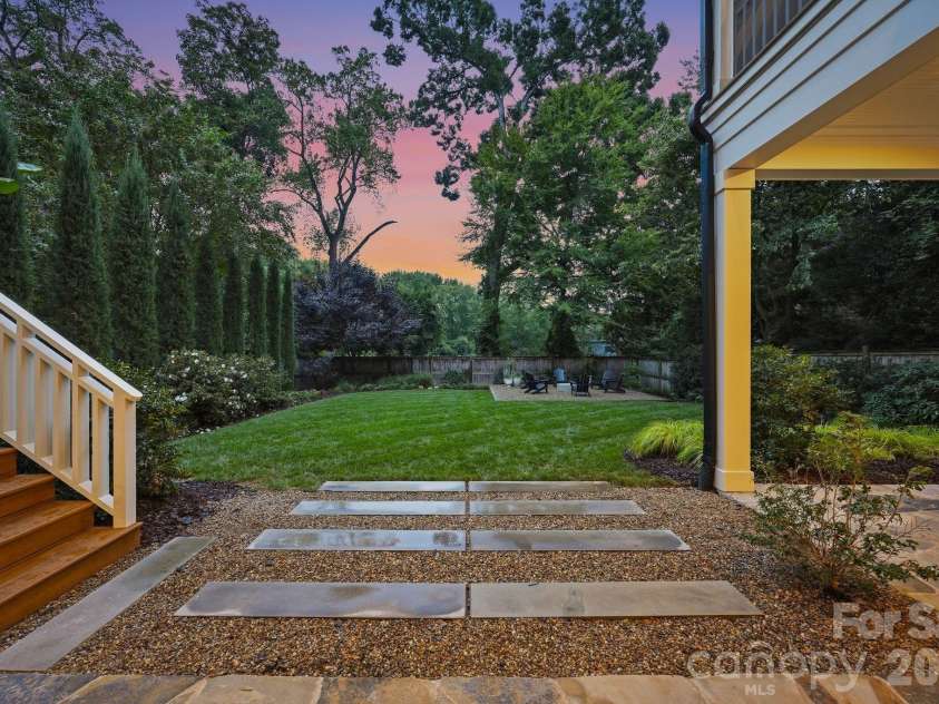 3407 Willow Oak Road, Charlotte, NC 28209.  MLS# CAR4428400, YatesRealty ID 53023. 