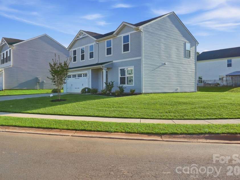189 Basildon Street, Lancaster, SC 29720.  MLS# CAR4426857, YatesRealty ID 53025. 