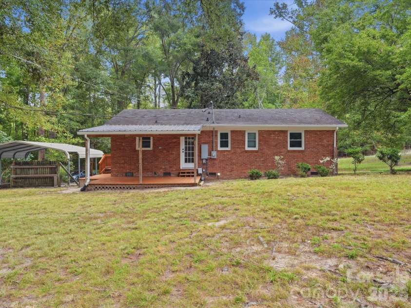 8903 Richardson King Road, Waxhaw, NC 28173.  MLS# CAR4427901, YatesRealty ID 53029. 