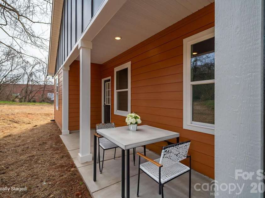 608 Mountain Street, Cherryville, NC 28021.  MLS# CAR4329972, YatesRealty ID 5303. 