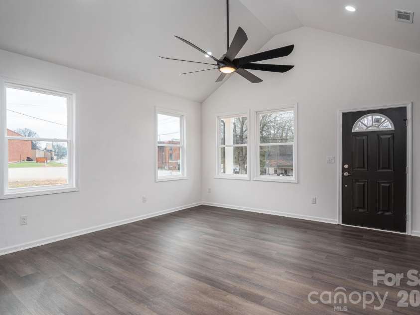 608 Mountain Street, Cherryville, NC 28021.  MLS# CAR4329972, YatesRealty ID 5303. 