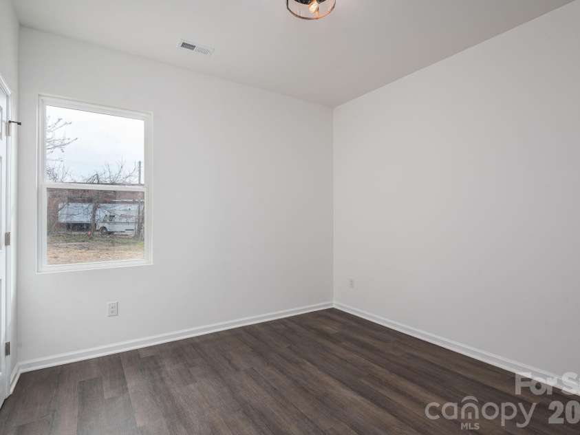 608 Mountain Street, Cherryville, NC 28021.  MLS# CAR4329972, YatesRealty ID 5303. 