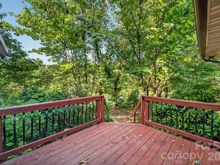 8281 Fairfield Forest Road, Denver, NC 28037.  MLS# CAR4428018, YatesRealty ID 53030. 