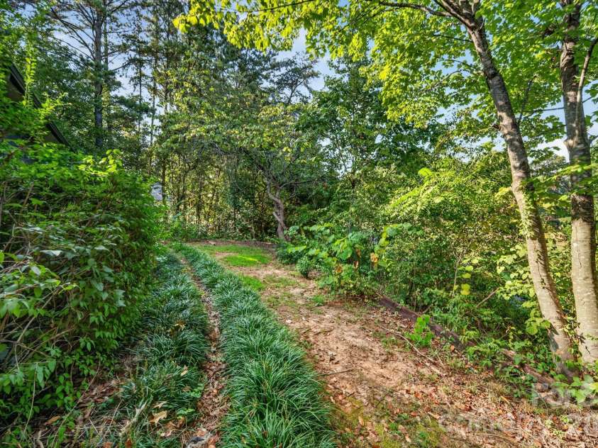 8281 Fairfield Forest Road, Denver, NC 28037.  MLS# CAR4428018, YatesRealty ID 53030. 