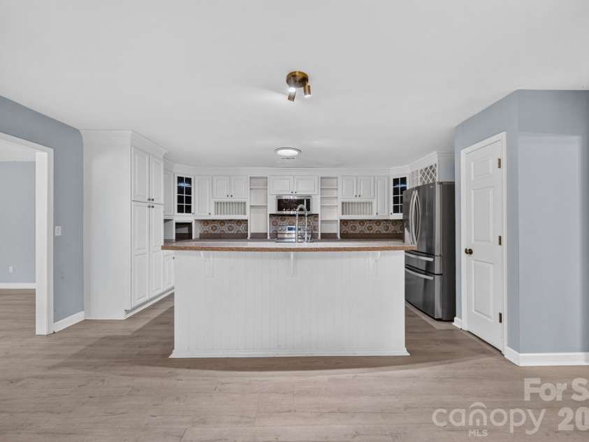 8281 Fairfield Forest Road, Denver, NC 28037.  MLS# CAR4428018, YatesRealty ID 53030. 