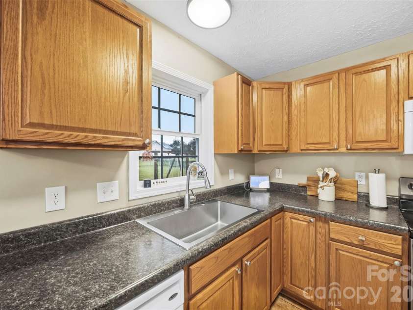 204 Webb Road, Shelby, NC 28152.  MLS# CAR4427019, YatesRealty ID 53032. 