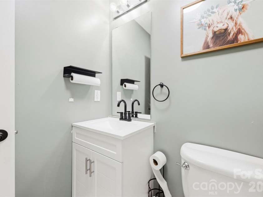 204 Webb Road, Shelby, NC 28152.  MLS# CAR4427019, YatesRealty ID 53032. 