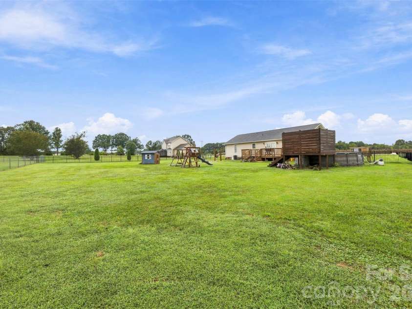 204 Webb Road, Shelby, NC 28152.  MLS# CAR4427019, YatesRealty ID 53032. 