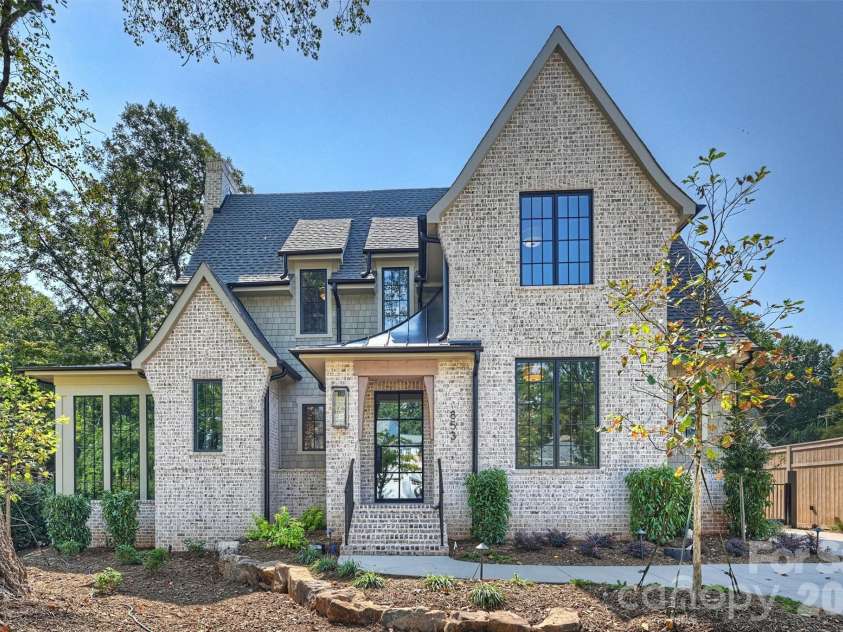 853 Wriston Place, Charlotte, NC 28209.  MLS# CAR4425888, YatesRealty ID 53034. 