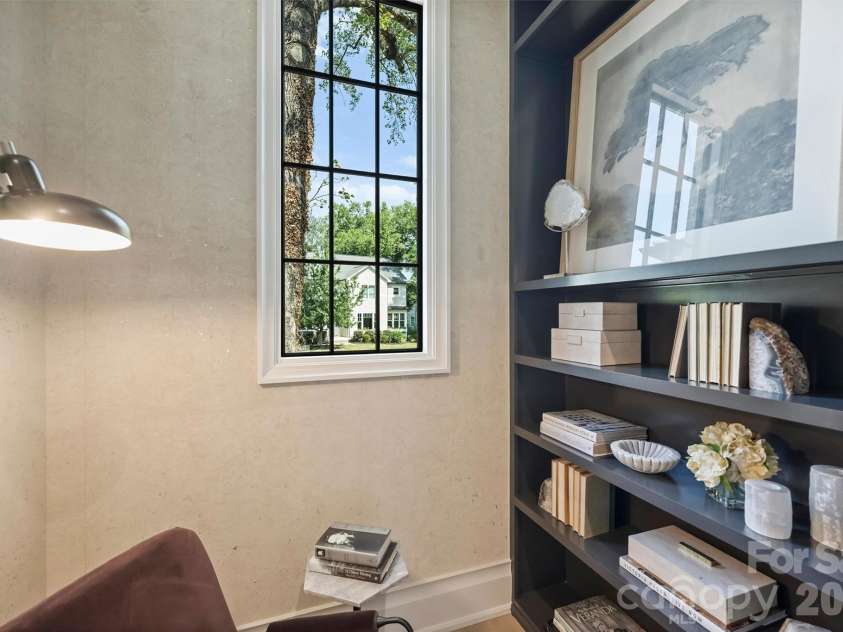 853 Wriston Place, Charlotte, NC 28209.  MLS# CAR4425888, YatesRealty ID 53034. 