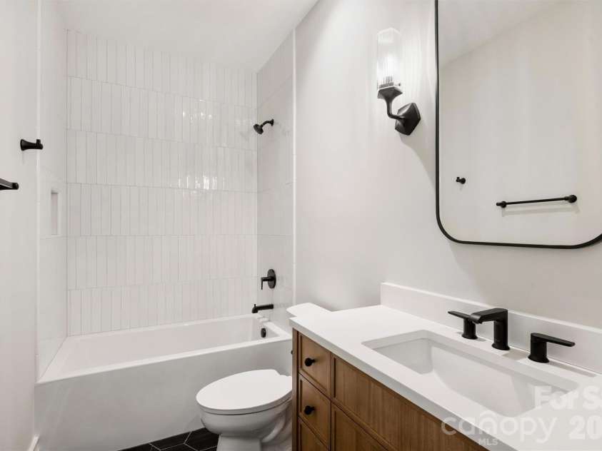 853 Wriston Place, Charlotte, NC 28209.  MLS# CAR4425888, YatesRealty ID 53034. 