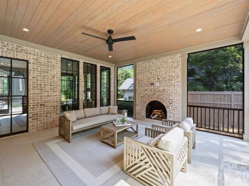 853 Wriston Place, Charlotte, NC 28209.  MLS# CAR4425888, YatesRealty ID 53034. 