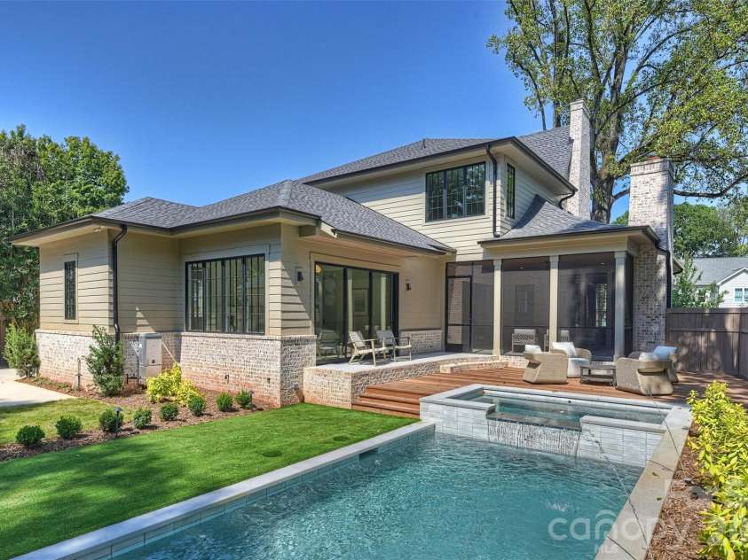853 Wriston Place, Charlotte, NC 28209.  MLS# CAR4425888, YatesRealty ID 53034. 