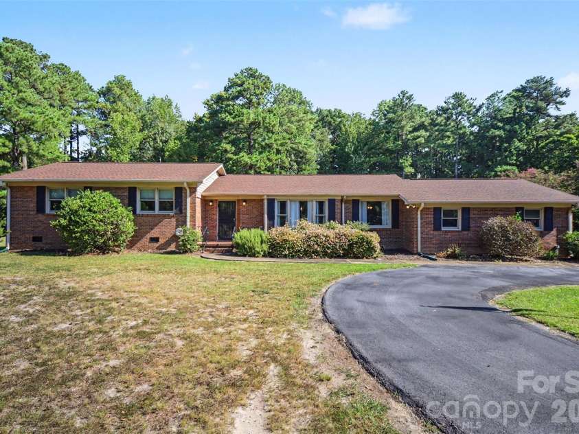 1762 Highway 55 Highway, Clover, SC 29710.  MLS# CAR4428514, YatesRealty ID 53036. 