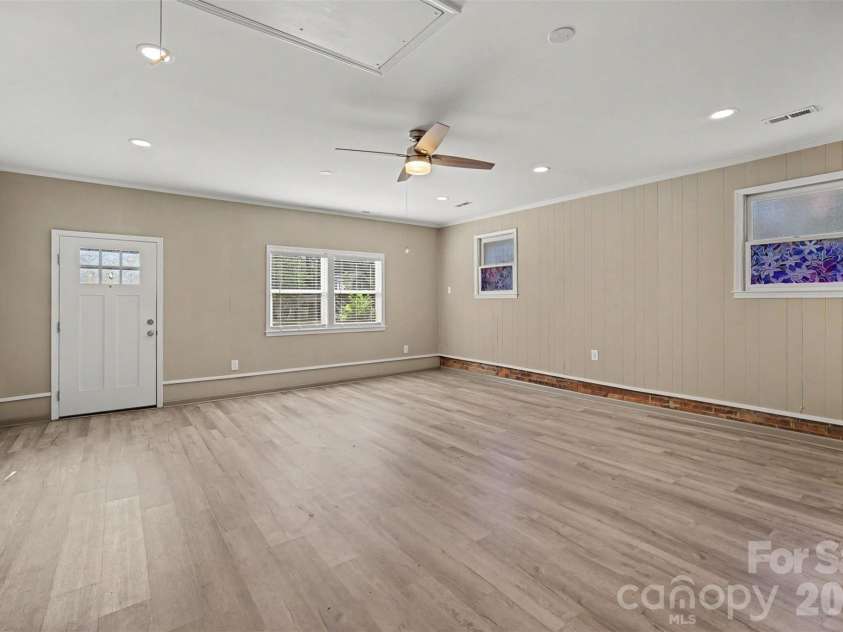 1762 Highway 55 Highway, Clover, SC 29710.  MLS# CAR4428514, YatesRealty ID 53036. 