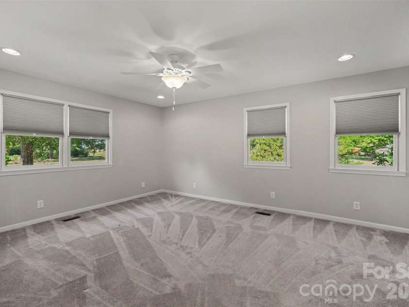 1762 Highway 55 Highway, Clover, SC 29710.  MLS# CAR4428514, YatesRealty ID 53036. 