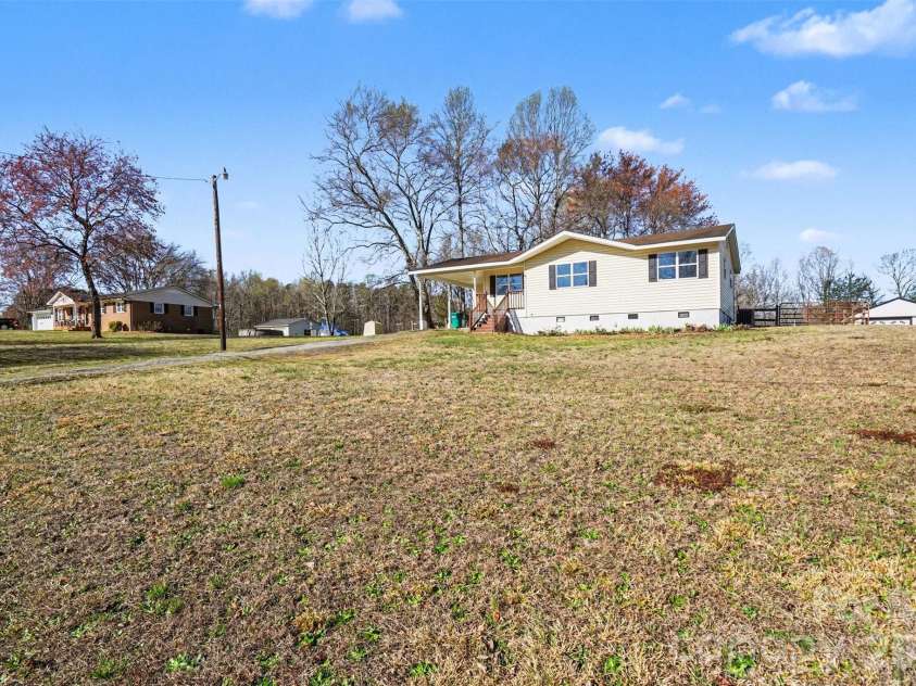 1050 Legion Club Road, Salisbury, NC 28146.  MLS# CAR4359452, YatesRealty ID 5304. 