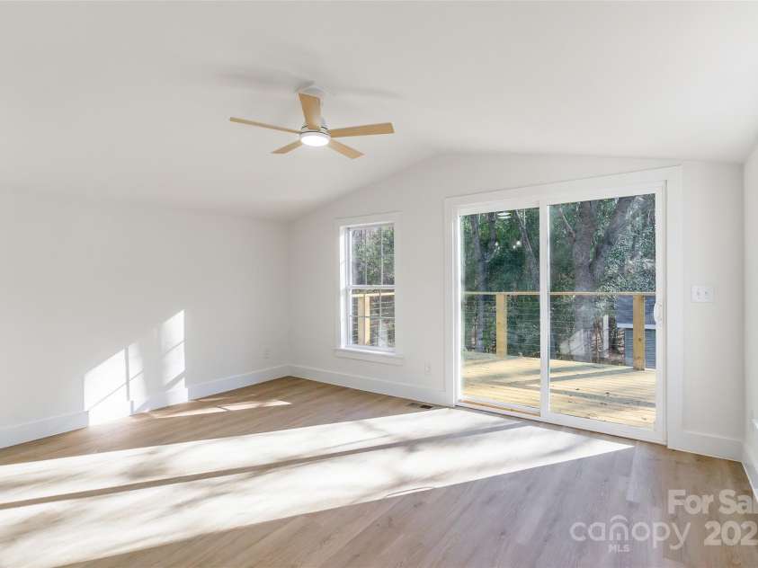 518 Joe Louis Street, Fort Mill, SC 29715.  MLS# CAR4329982, YatesRealty ID 53040. 