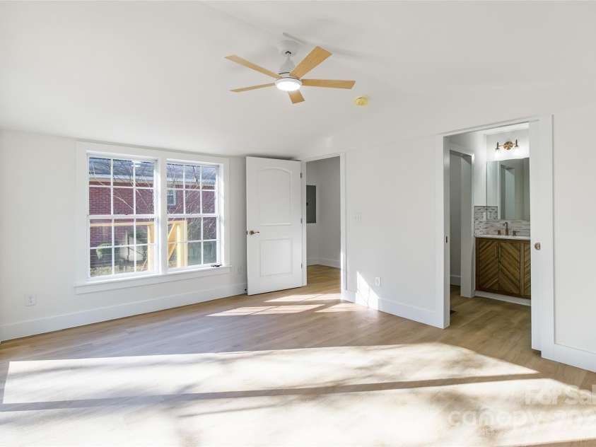 518 Joe Louis Street, Fort Mill, SC 29715.  MLS# CAR4329982, YatesRealty ID 53040. 