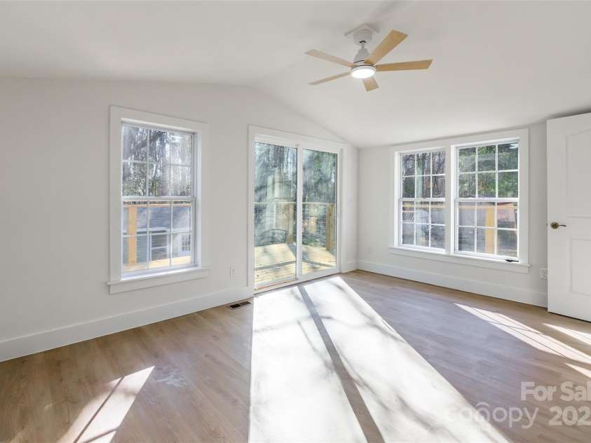 518 Joe Louis Street, Fort Mill, SC 29715.  MLS# CAR4329982, YatesRealty ID 53040. 